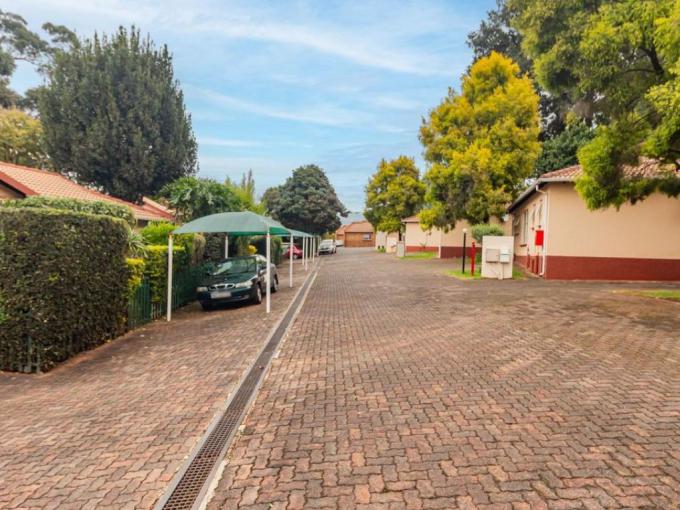 2 Bedroom Cluster for Sale For Sale in Auckland Park - MR713766