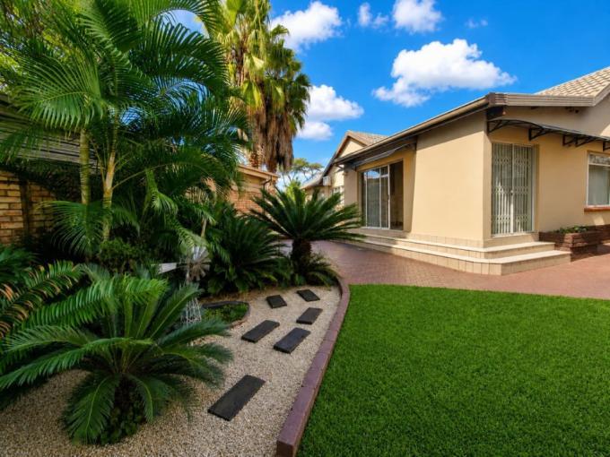 4 Bedroom House for Sale For Sale in Protea Park (North West) - MR713788