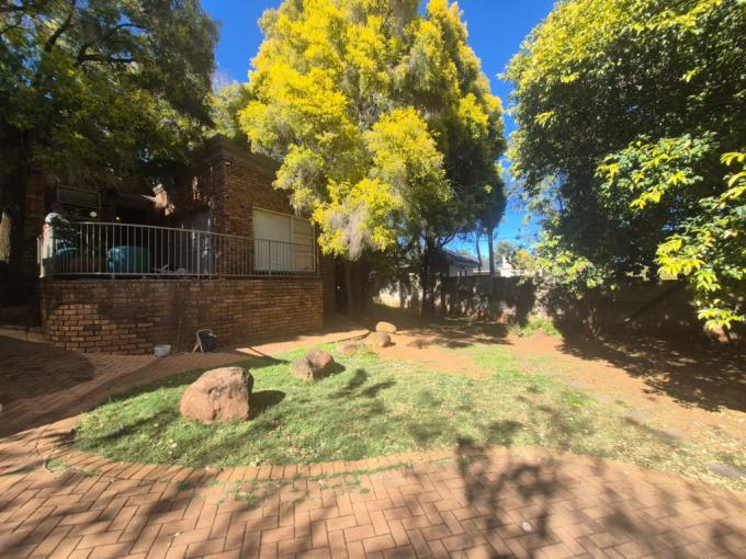 4 Bedroom House for Sale For Sale in Mulbarton - MR713798