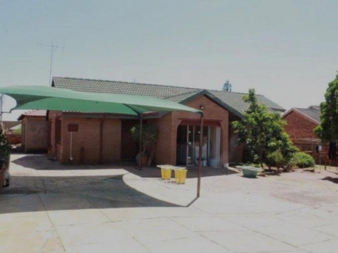 10 Bedroom House for Sale For Sale in Soshanguve - MR713808