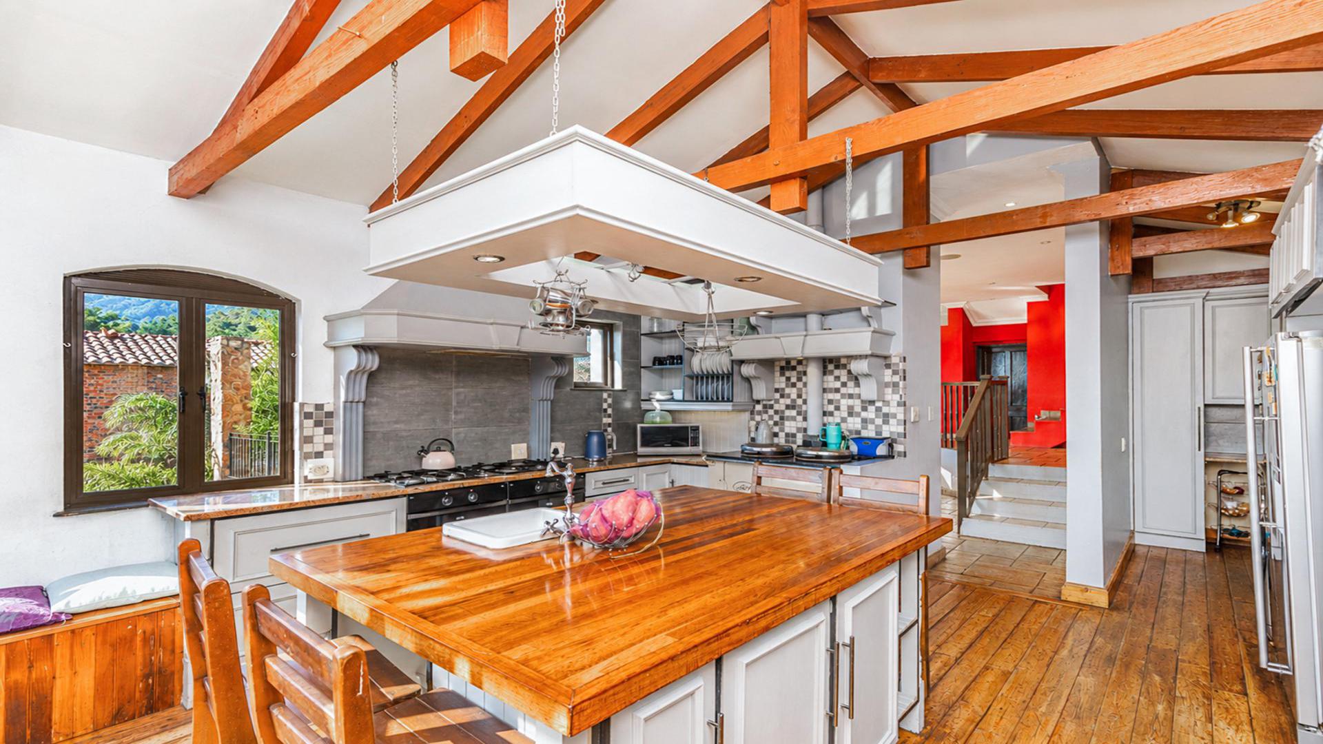Kitchen of property in Ville d` Afrique