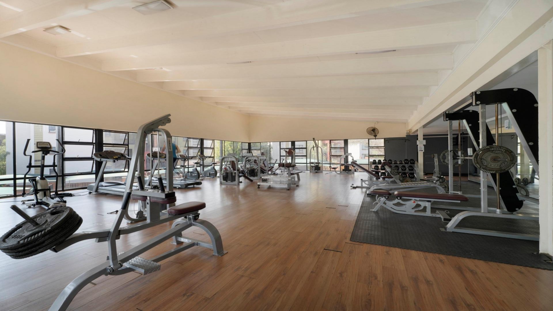 Spaces of property in Douglasdale