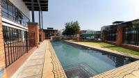 Swimming Pool of property in Douglasdale