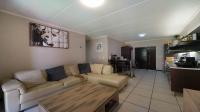 Lounges of property in Douglasdale
