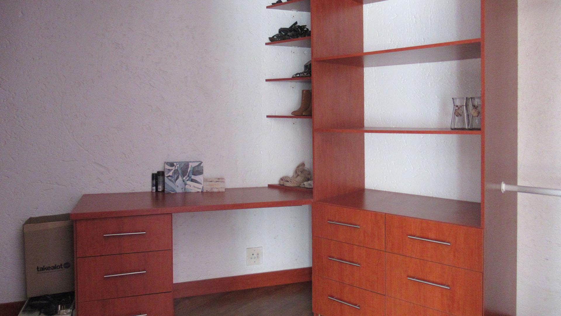 Main Bedroom - 48 square meters of property in Glenvista