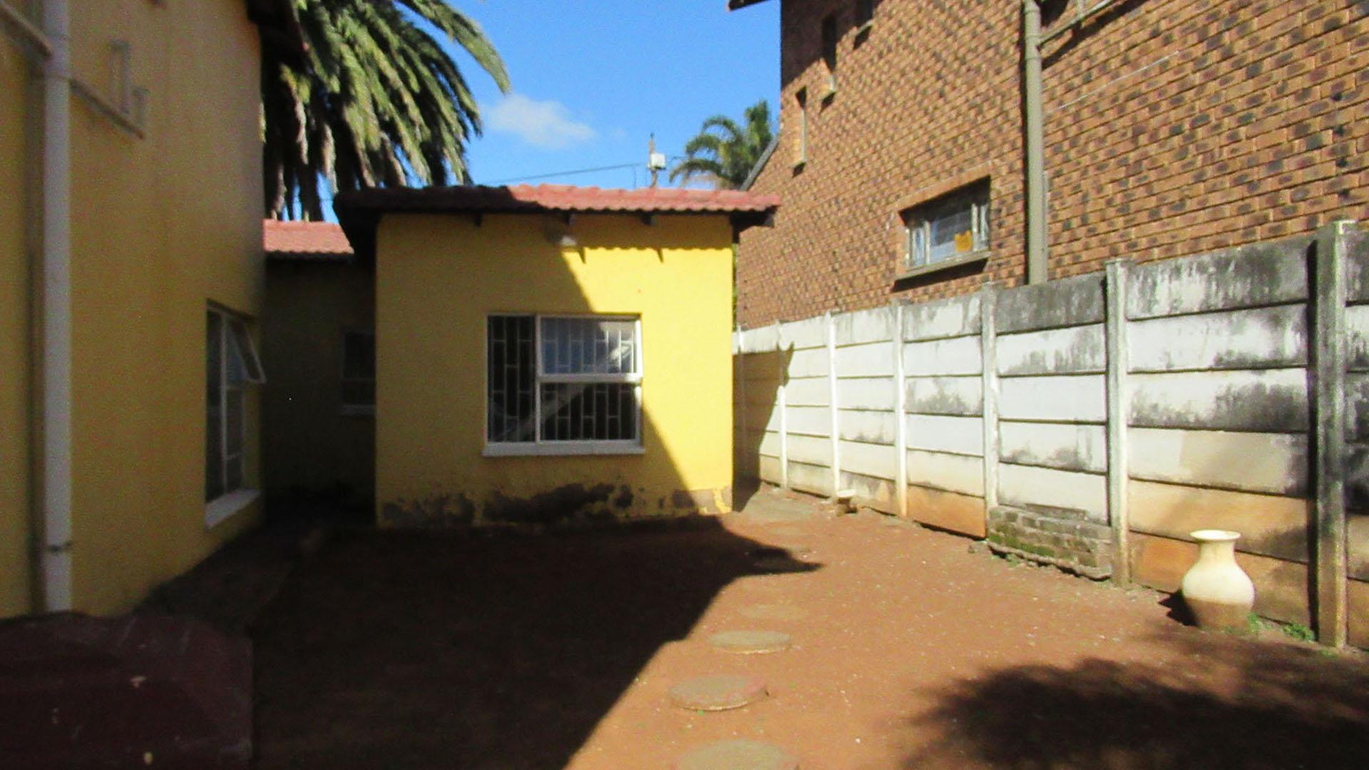 Backyard of property in Glenvista