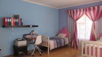 Bed Room 2 - 16 square meters of property in Glenvista