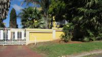 Front View of property in Glenvista