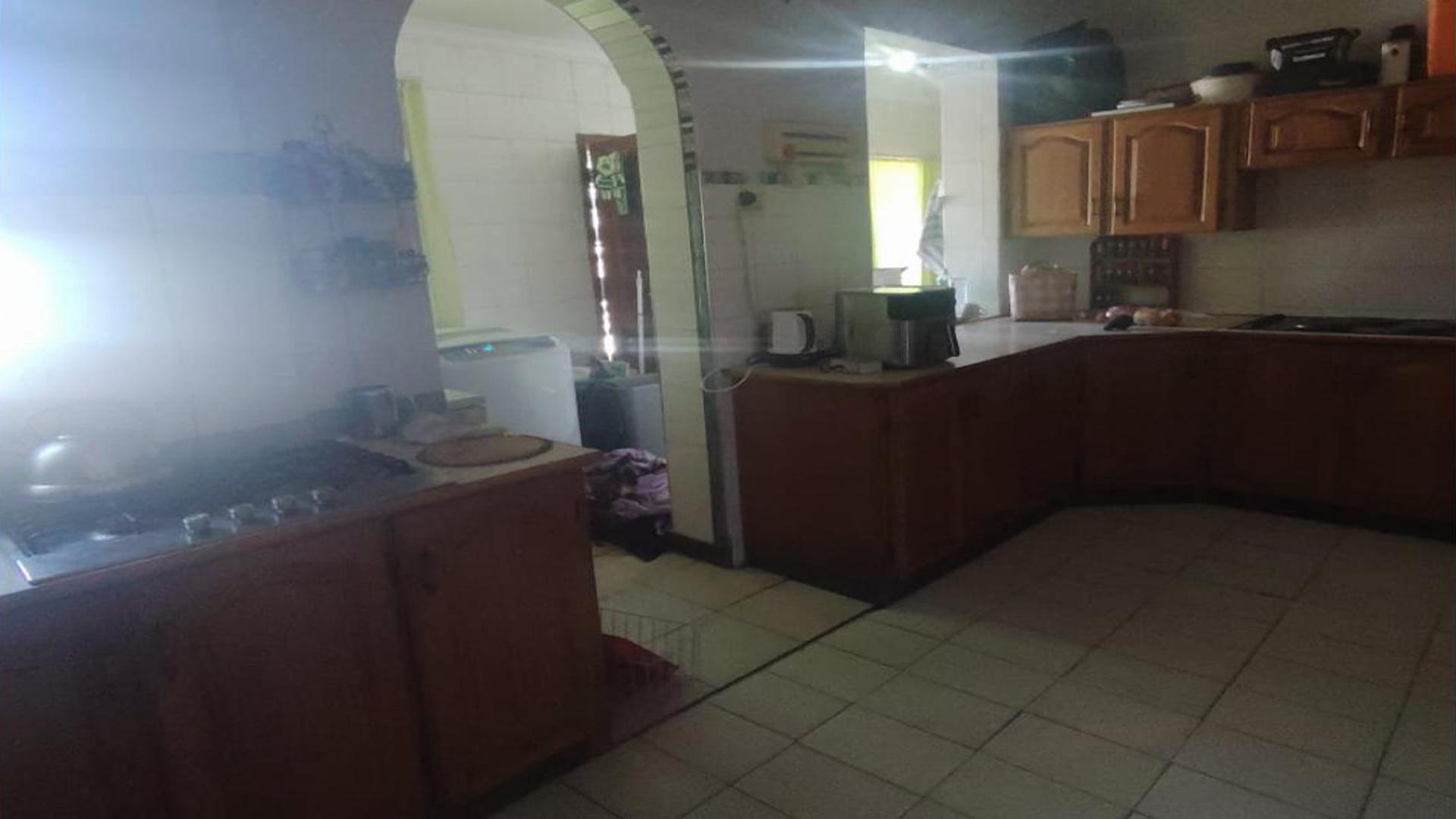 Kitchen of property in Boksburg South
