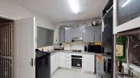 Kitchen - 13 square meters of property in Edenvale