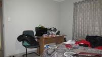 Main Bedroom - 16 square meters of property in Sky City