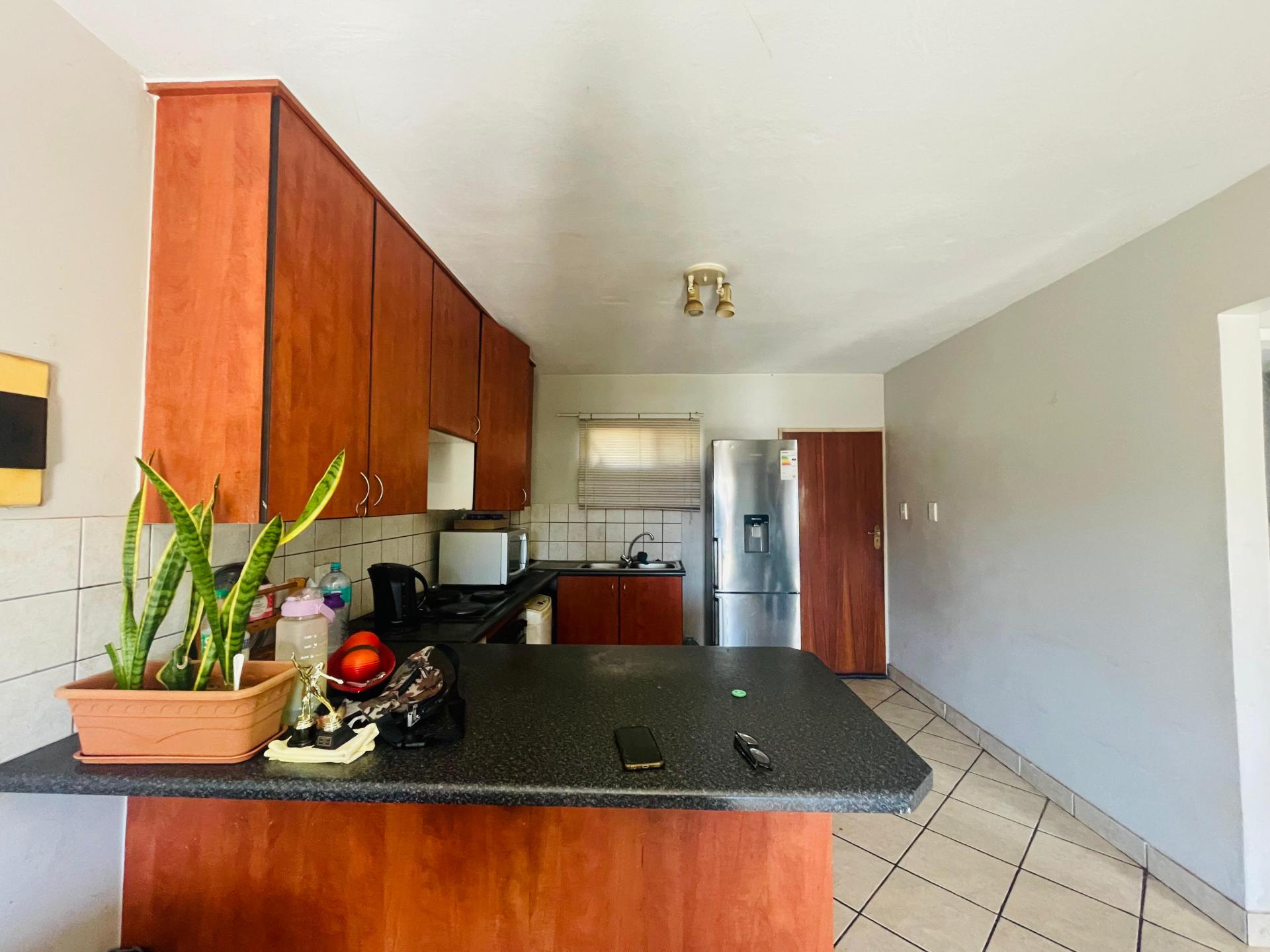  of property in Vorna Valley