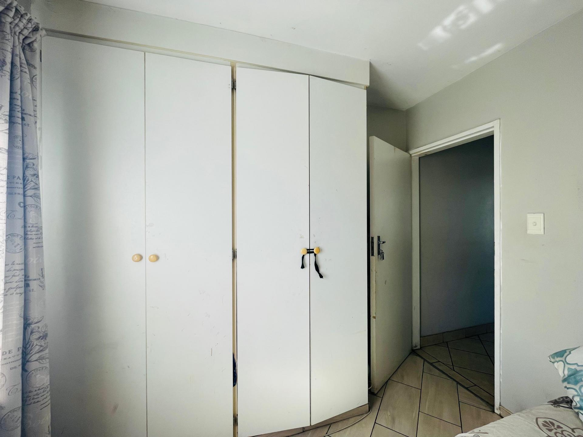  of property in Vorna Valley