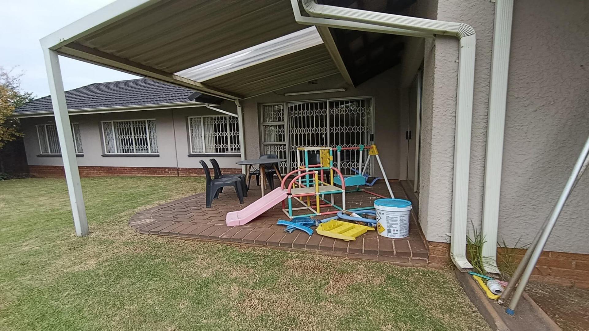 Patio of property in Witfield