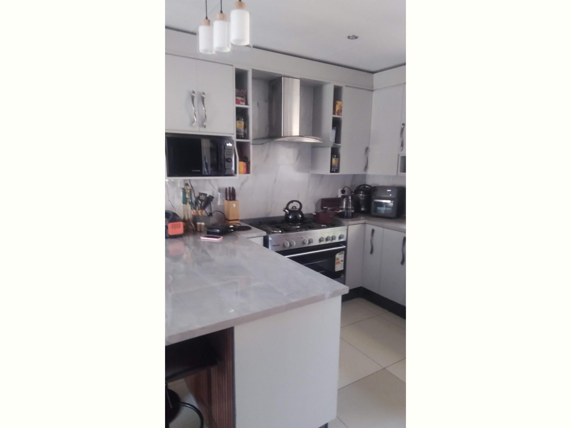  of property in Amandasig