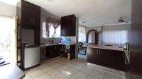 Kitchen - 18 square meters of property in Silverton