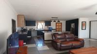 Lounges of property in Vleikop AH