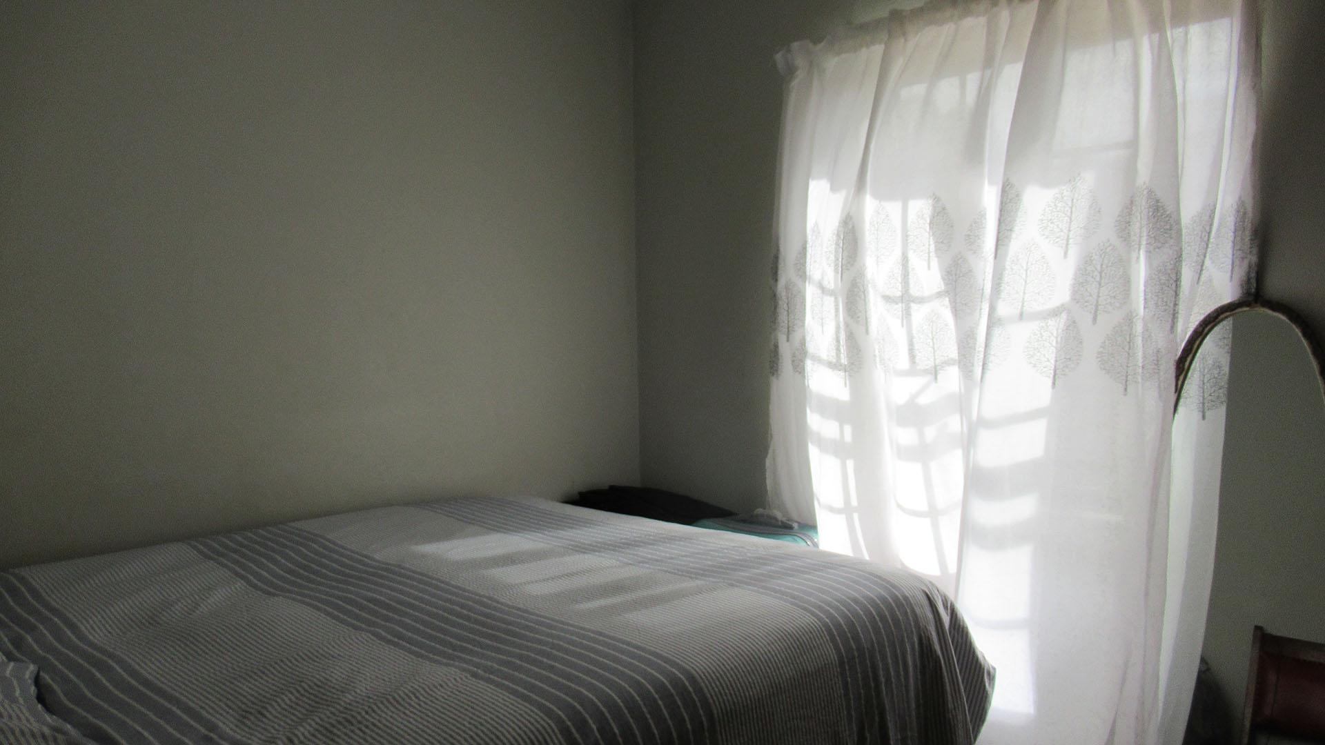Bed Room 2 - 10 square meters of property in Alveda