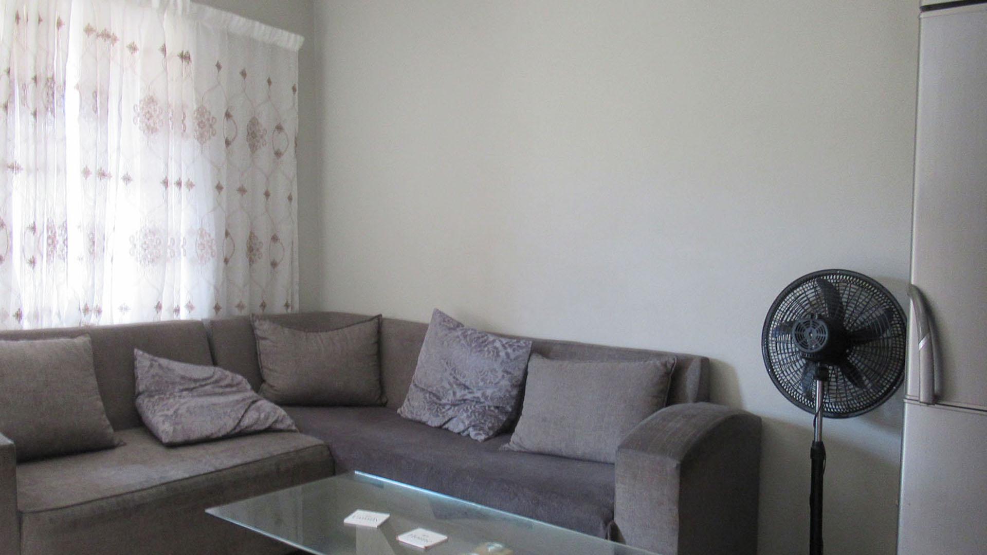 Lounges of property in Alveda