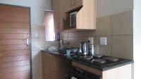 Kitchen - 20 square meters of property in Alveda