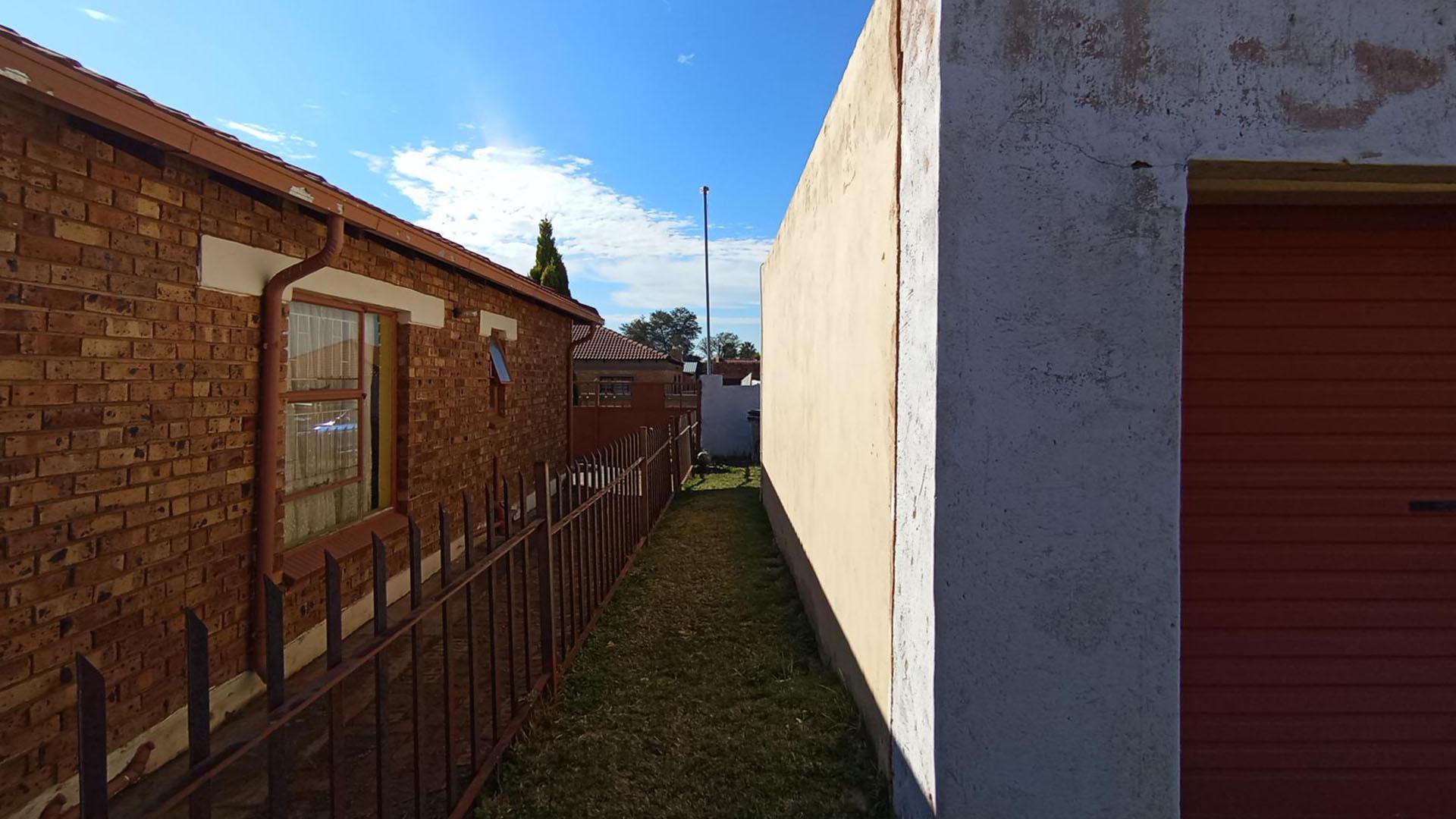 Backyard of property in Karenpark