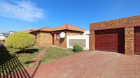 Front View of property in Karenpark