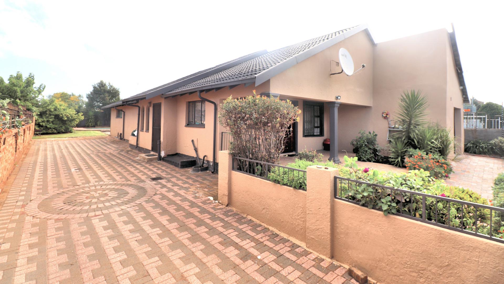  of property in Lenasia South