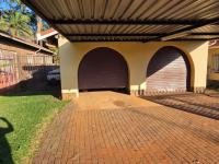  of property in Theresapark