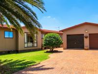  of property in Klippoortjie AH