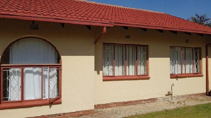3 Bedroom Freehold Residence to Rent in Bromhof - Property to rent - MR714020