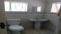 Bathroom 1 of property in Bromhof