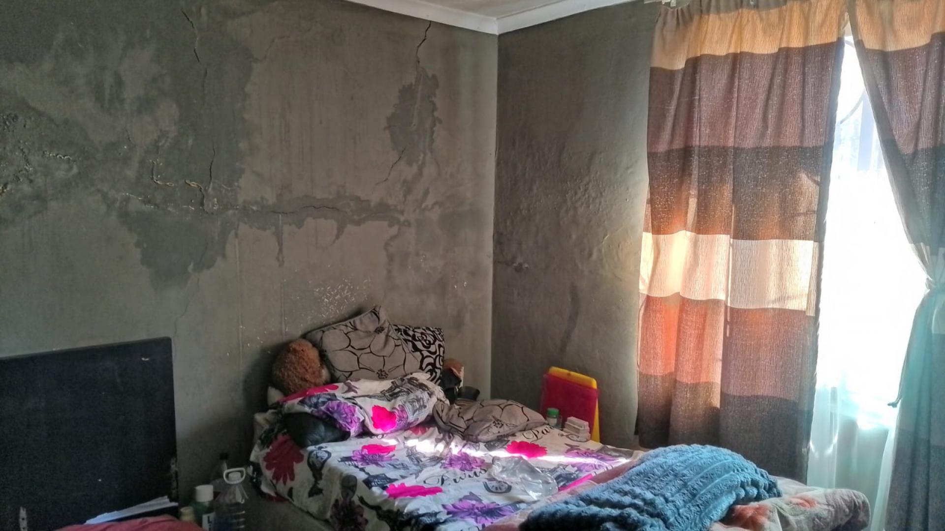 Bed Room 1 of property in Kensington - JHB