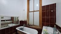 Bathroom 2 - 11 square meters of property in Kensington - JHB