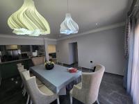  of property in Bendor