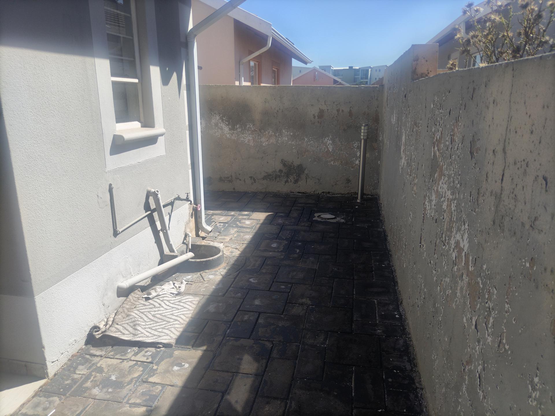  of property in Salfin