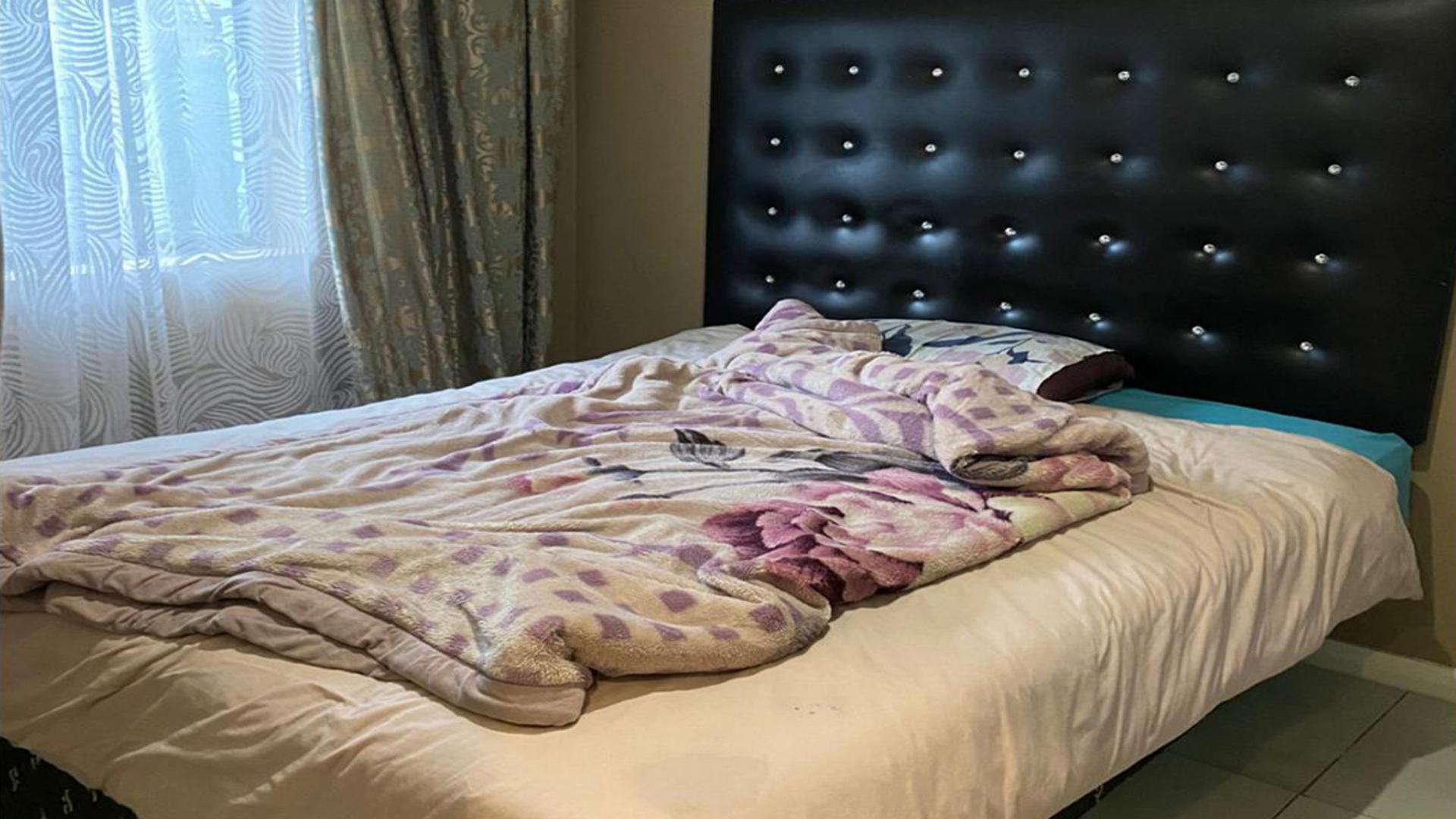 Bed Room 2 of property in Ibhayi (Zwide)