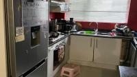 Kitchen of property in Ibhayi (Zwide)