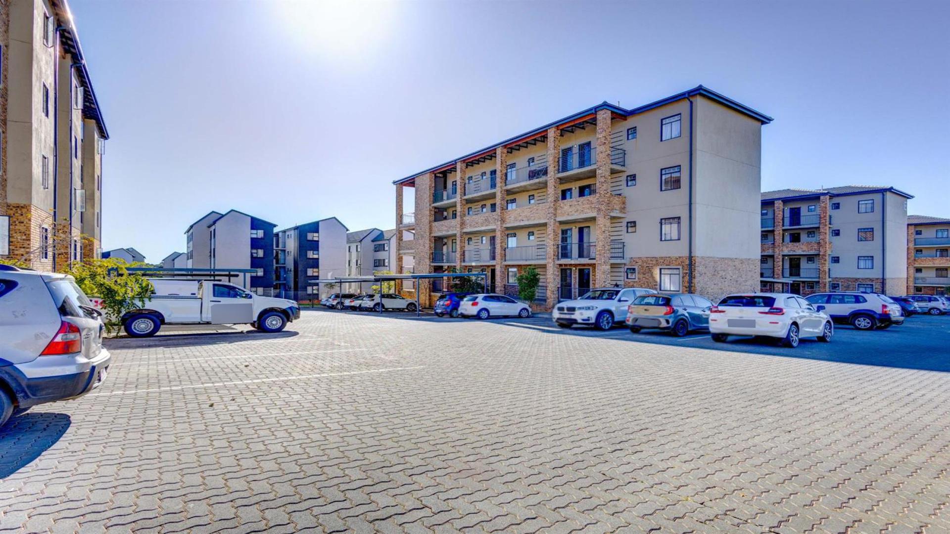 Front View of property in South Hills
