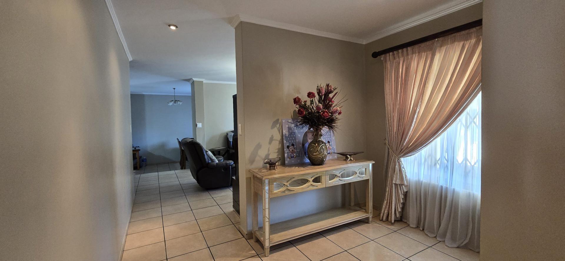  of property in Rooihuiskraal