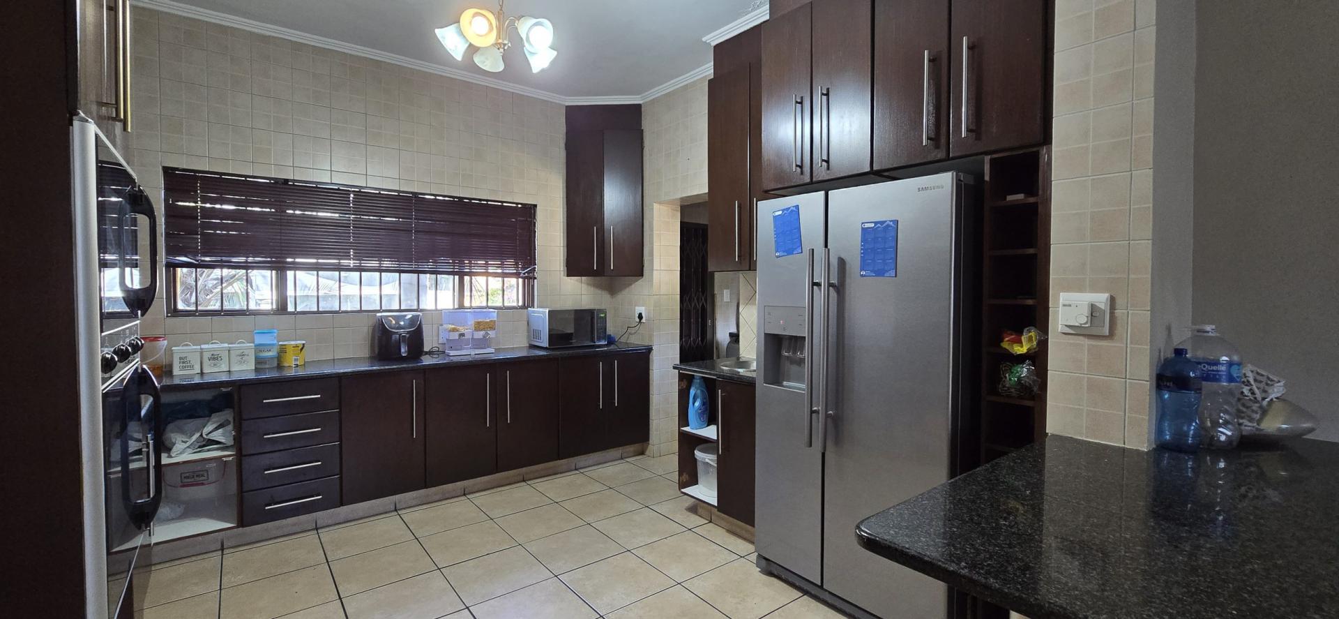  of property in Rooihuiskraal