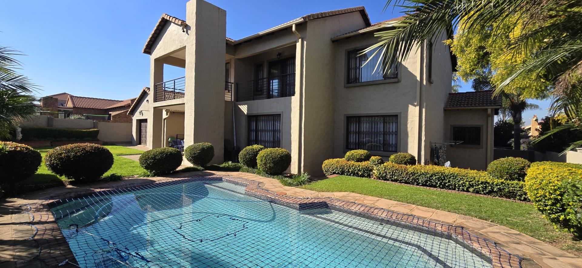  of property in Rooihuiskraal