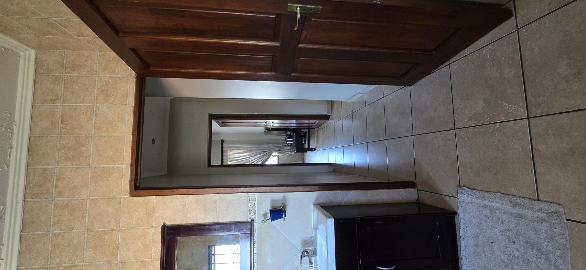  of property in Rooihuiskraal