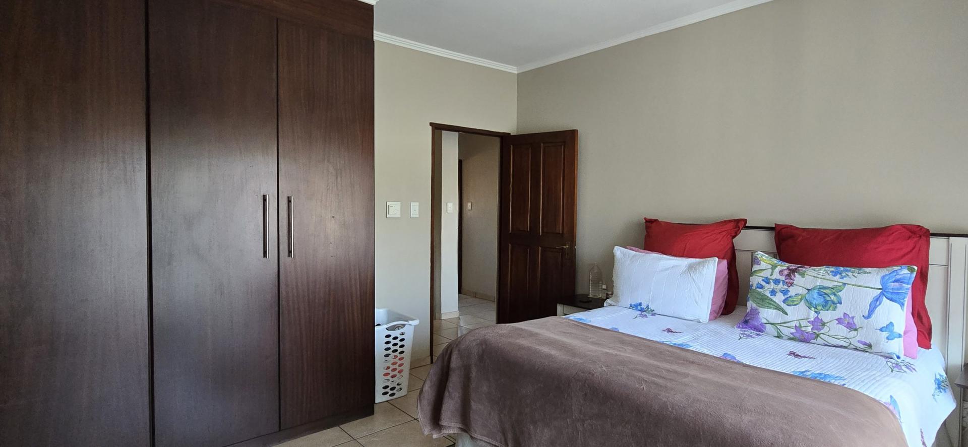  of property in Rooihuiskraal