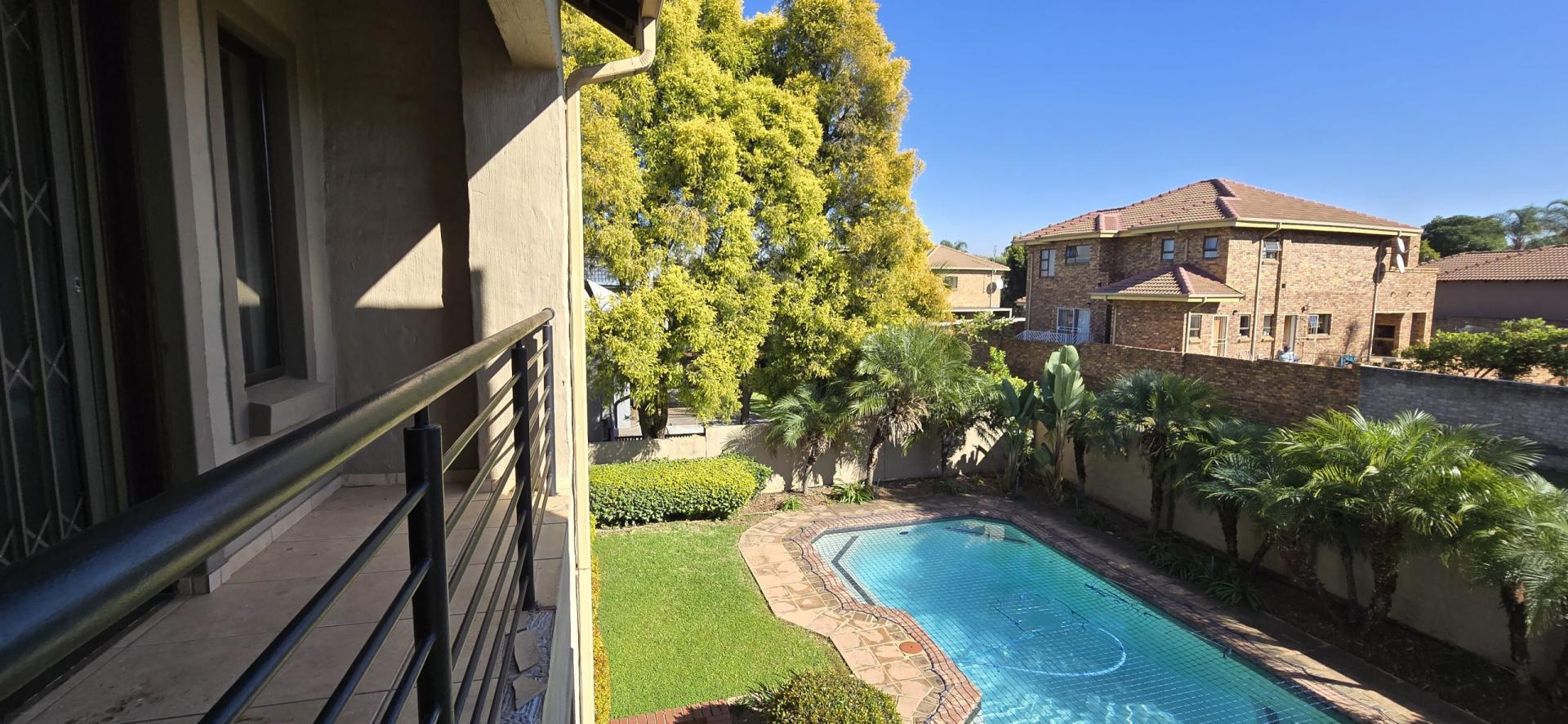  of property in Rooihuiskraal