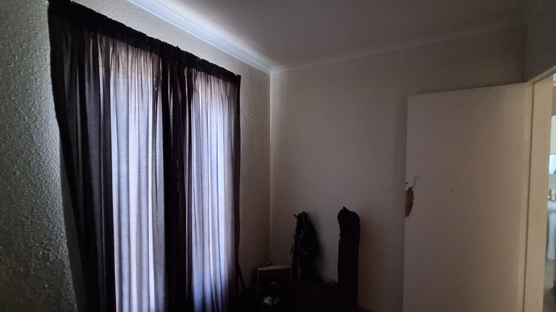 Bed Room 2 - 9 square meters of property in Albertsdal