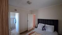 Main Bedroom - 14 square meters of property in Albertsdal