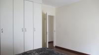 Bed Room 1 - 15 square meters of property in Helderkruin