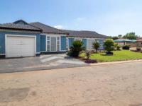 of property in Alveda