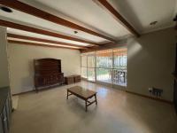  of property in Bendor
