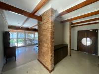  of property in Bendor